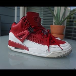 Jordan Spizikes size 9.5